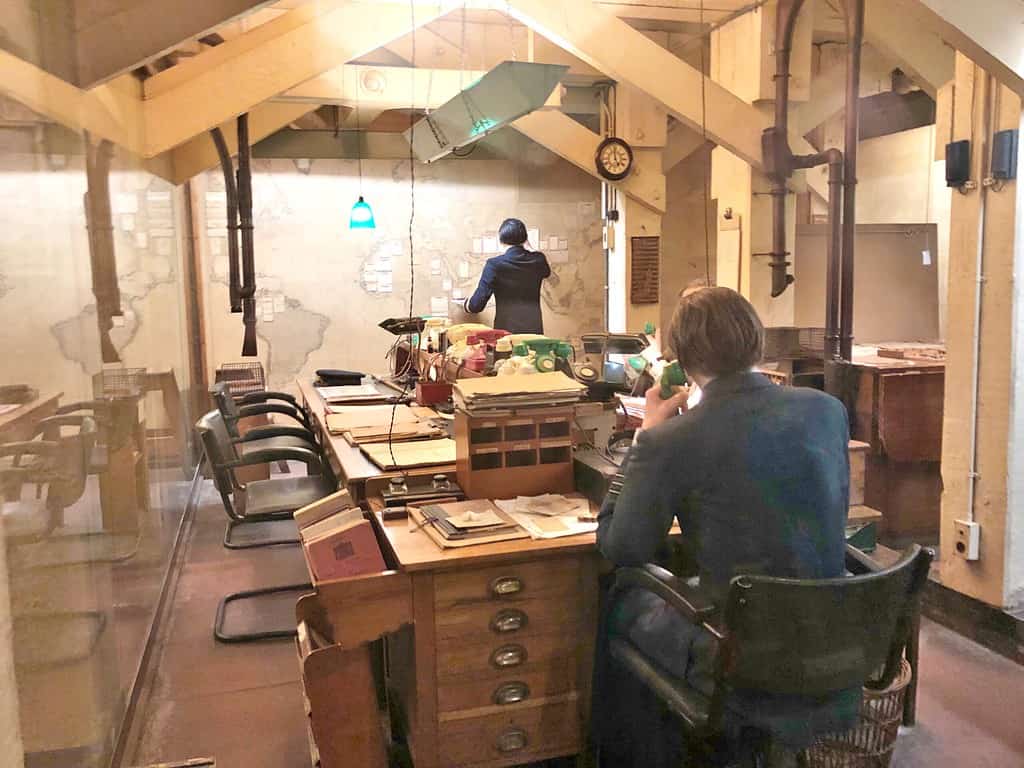 One of the many rooms of the Churchill War Rooms showing what life was like during WWII underground in the bunkers. London, UK